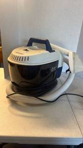 lot 3404 image: Kenmore 3-in-1 Portable Deep Cleaner