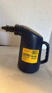 lot 3408 image: PLEWS Professional Battery Filler 75-030