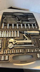 lot 3422 image: Alltrader Tool Set in case, case does not  latch