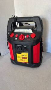 lot 3441 image: EverStart Jump Starter 1200A 12V 600A with AC Power