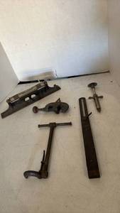 lot 3453 image: Starrett No. 98 Precision Machinists Level,  Andree self-adjusting basin wrench, and more