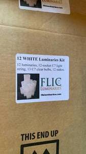 lot 3557 image: Elio 12 White Luminaries Kit 12 Unlimited 12-Socket C7 Clear Bulbs