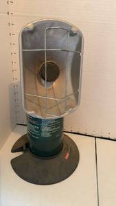 lot 3560 image: Coleman Propane Cylinder Heater