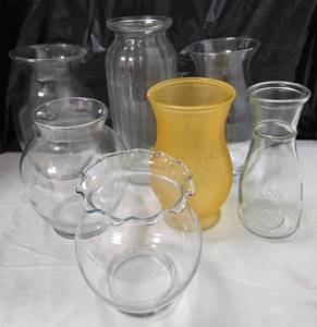 lot 1007 image: Glass Vases Lot 7 Pieces Mixed Styles - Retail $0