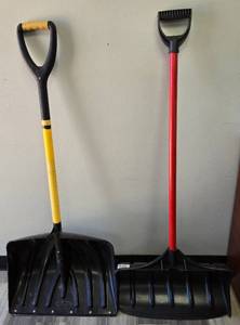 lot 1066 image: Snow Shovel and Push Shovel with D-Handle.  Pre-owned Look almost new - Retail $0