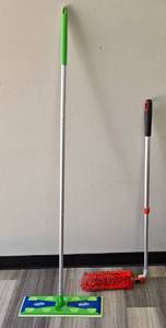lot 1067 image: Swiffer Floor Cleaner and Red Cleaning Dust Catcher  - Retail $0