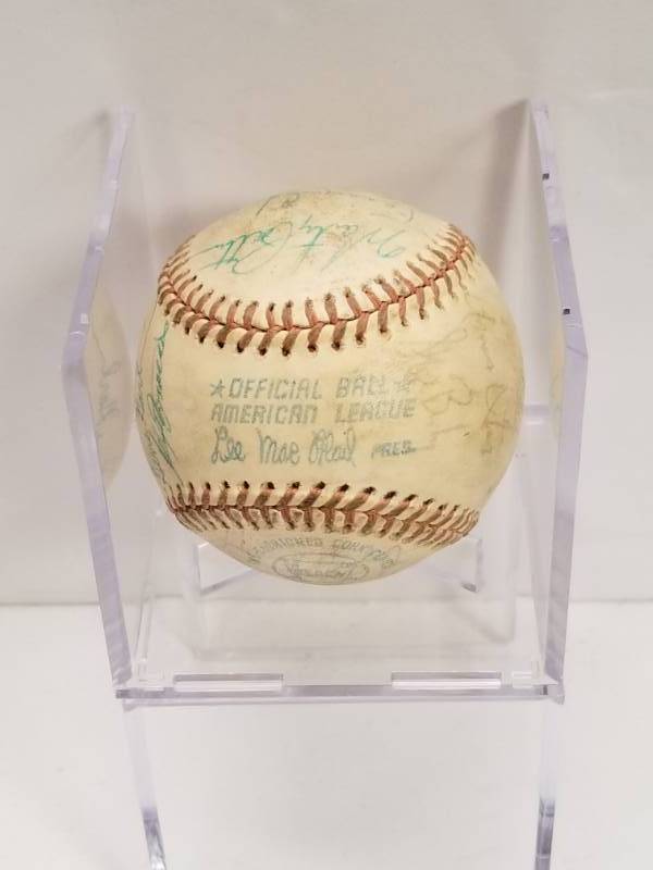 lot 1221 image: 1974 Kansas City Royals Autographed Team Vintage Official American League Baseball w COA