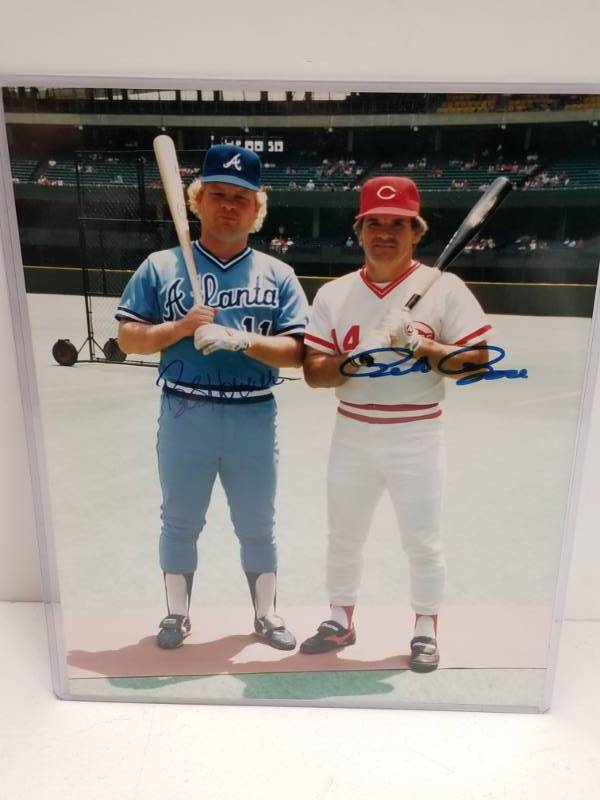 lot 1236 image: Pete Rose & Bob Horner Dual Autographed 8x10 Photo w COA