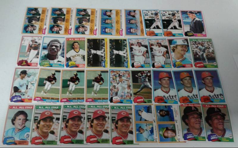 lot 1100 image: Lot of 35 MINT 1981 Topps Baseball Cards - Only Hall of Famers & Best Rookies - Nolan Ryan x3, Mike Schmidt, Bench, Yount, Brett, Yaz, Henderson
