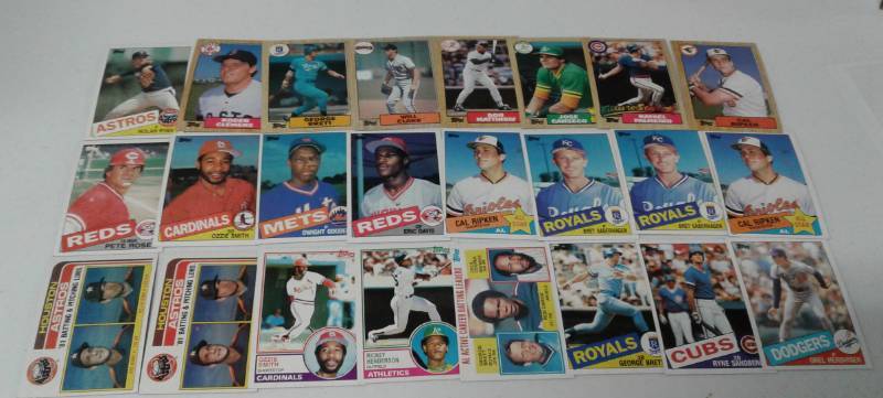 lot 1101 image: Couple Dozen Topps Baseball Cards 1982-1987 With Hall of Famers and Iconic Rookies - Mint Condition