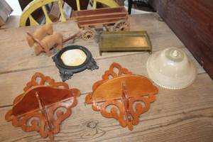 lot 4892 image: Wood Shelves and More Home Dcor Items