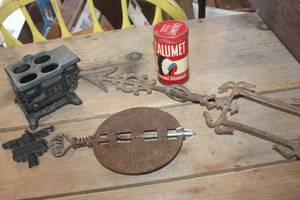 lot 4902 image: Cast Iron Stove Damper and More