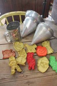 lot 4951 image: Vintage Strainers, Cookie Cutters & More