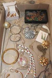 lot 5006 image: Flat of Misc. Jewelry & More
