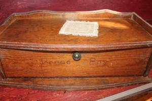 lot 5046 image: Primitive 23 Wood Bread Box