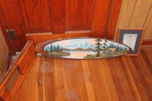 lot 5065 image: Vintage Wood Painting Home Dcor Picture & More
