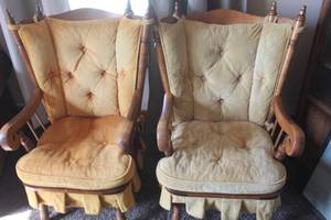 lot 5071 image: Pair of Vintage Wood Rocking Chairs