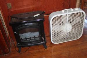 lot 5074 image: Electric Fireplace untested & Fan