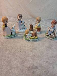 lot 41 image: 5 Figurines with Children Animals and Bible Verses on Bases