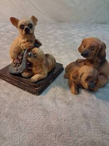 lot 58 image: Dog Figurines Lot 2 Pieces Chihuahua Labrador Decorative Sculptures