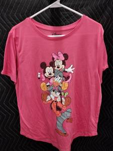 lot 9008 image: Disney Mickey Minnie Donald Goofy Graphic T-Shirt 3XL Pink