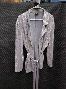 lot 9021 image: Womens Silver Sequin Belted Open-Front Jacket Size 2X Long Sleeve