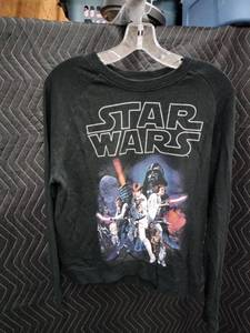 lot 9026 image: Star Wars Mighty Fine Long Sleeve Raglan Sweatshirt Size M Graphic