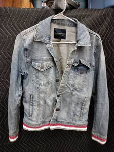lot 9034 image: Lucky Brand Denim Trucker Jacket Size M w Red, White & Gray Striped Trim