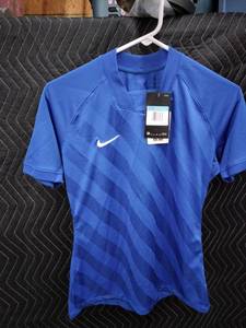 lot 9071 image: Nike Dri-FIT Womens Soccer Jersey Royal Blue Size M BV6727-480