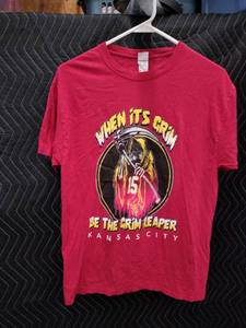 lot 9073 image: Fruit of the Loom HD Cotton Mens Red Graphic T-Shirt Size M Kansas City Grim Reaper