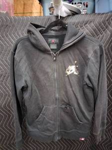 lot 9104 image: Jordan Kids Full-Zip Hooded Sweatshirt Black Size L 12-13 Yrs