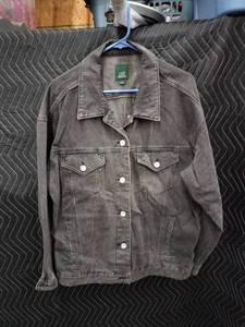 lot 9125 image: Wild Fable Gray Denim Trucker Jacket Size XL