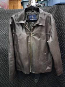 lot 9128 image: U.S. Polo Assn. Mens Brown Zip-Front Jacket Size L