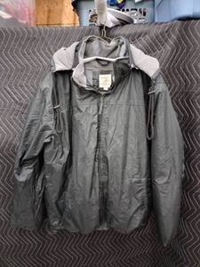 lot 9134 image: Victory Outfitters Mens XL Gray Hooded Zip-Front Jacket w Fleece Lining