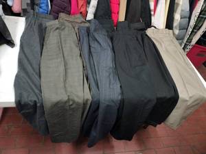 lot 9166 image: Lot of 8 Dress Pants