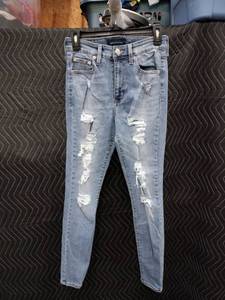 lot 9170 image: Aeropostale Super High Rise Jegging Distressed Jeans Size 8 Reg
