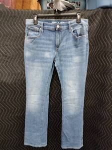 lot 9175 image: Old Navy Boot-Cut Built-In Tough Jeans Size 16 Plus Light Wash Denim
