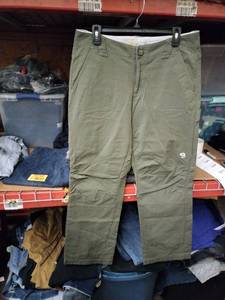 lot 503 image: Mountain Hardwear Mens Size 34 Regular Olive Green Pants