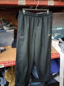 lot 521 image: Nike Dri-FIT Mens Black Athletic Pants Size XL Elastic Waist