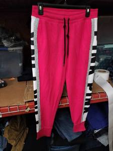 lot 534 image: PINK Victorias Secret Womens Jogger Sweatpants Size M Pink w Side Logo Panels