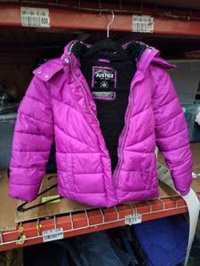 lot 543 image: Justice Girls Purple Hooded Puffer Jacket Size XS 56 w Faux Fur Trim