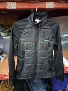 lot 544 image: Port Authority Ladies Medium Hybrid Quilted Full-Zip Jacket w Be Tru Green Embroidery