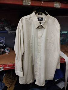 lot 549 image: Stafford Super Shirt Wrinkle Free Mens Dress Shirt Size 19 34-35 Cream