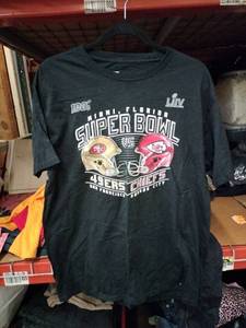 lot 553 image: Fanatics Super Bowl LIV 49ers vs Chiefs Miami Florida Black T-Shirt Size L