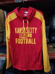 lot 555 image: NFL Team Apparel Kansas City Chiefs Chief Kingdom Hooded Sweatshirt Mens L