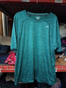 lot 559 image: Reebok Mens XL Short Sleeve Athletic T-Shirt Teal Heather Raglan