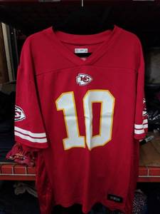 lot 563 image: NFL Team Apparel Kansas City Chiefs Hill #10 Mens Jersey Size XL