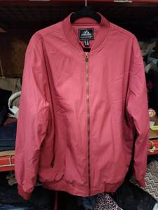 lot 582 image: Outdoor Jacket Red Full-Zip Bomber Jacket Size XL
