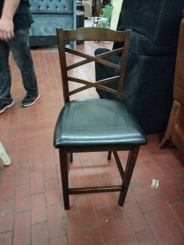 lot 25888 image: Wooden Counter Height Bar Stool w Black Leather Seat