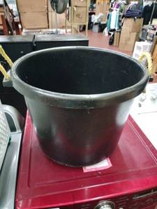lot 1079 image: Black Flexible Rubber Utility Tub Bucket with Rope Handles